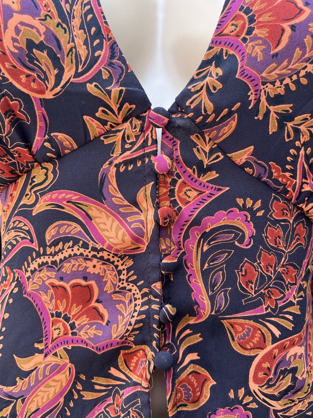 Dynamite Paisley Bishop Sleeve Button Front Blouse XS - Picture 7 of 10